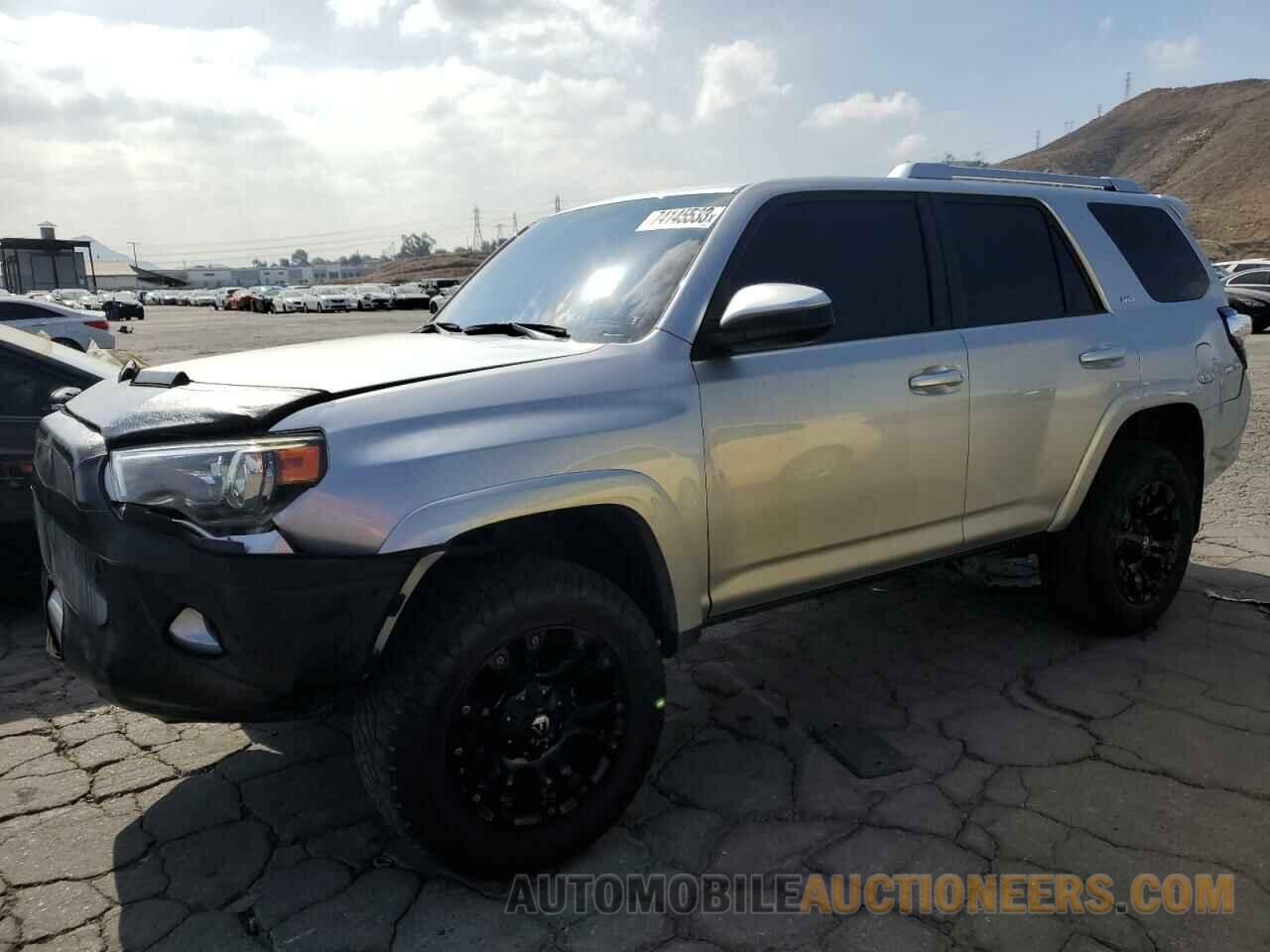 JTEZU5JRXH5155624 TOYOTA 4RUNNER 2017