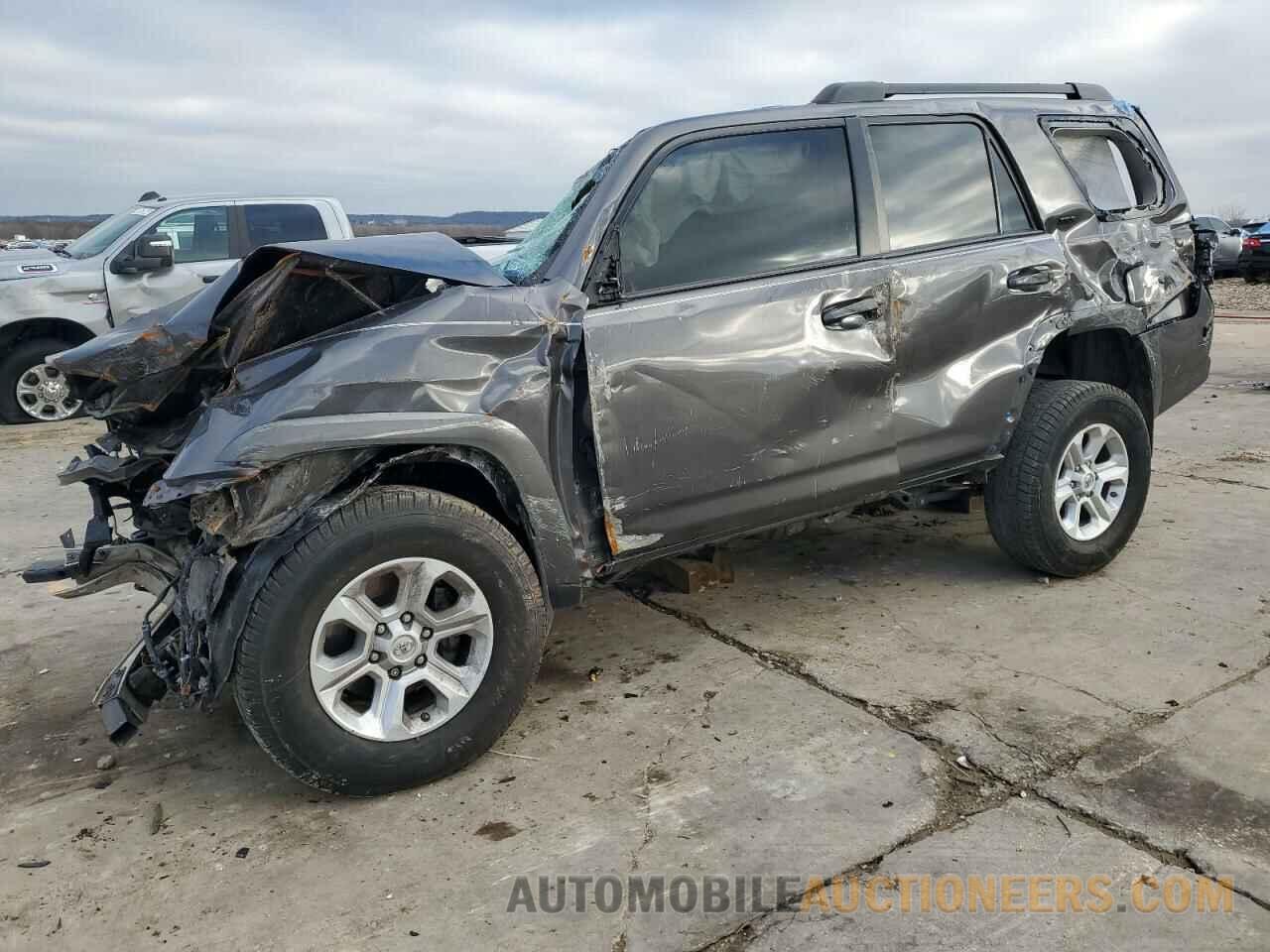 JTEZU5JRXJ5187656 TOYOTA 4RUNNER 2018