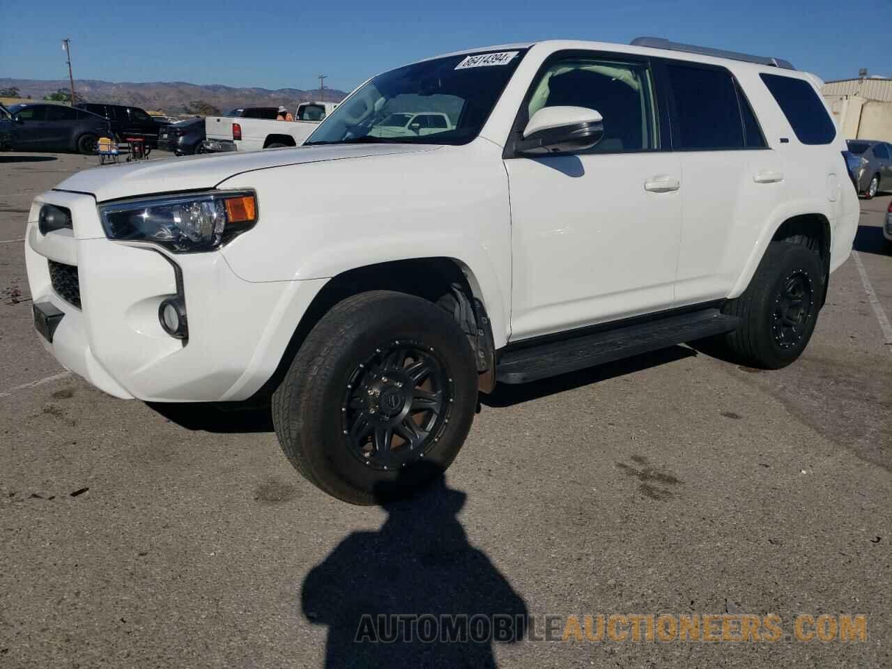 JTEZU5JRXJ5188015 TOYOTA 4RUNNER 2018