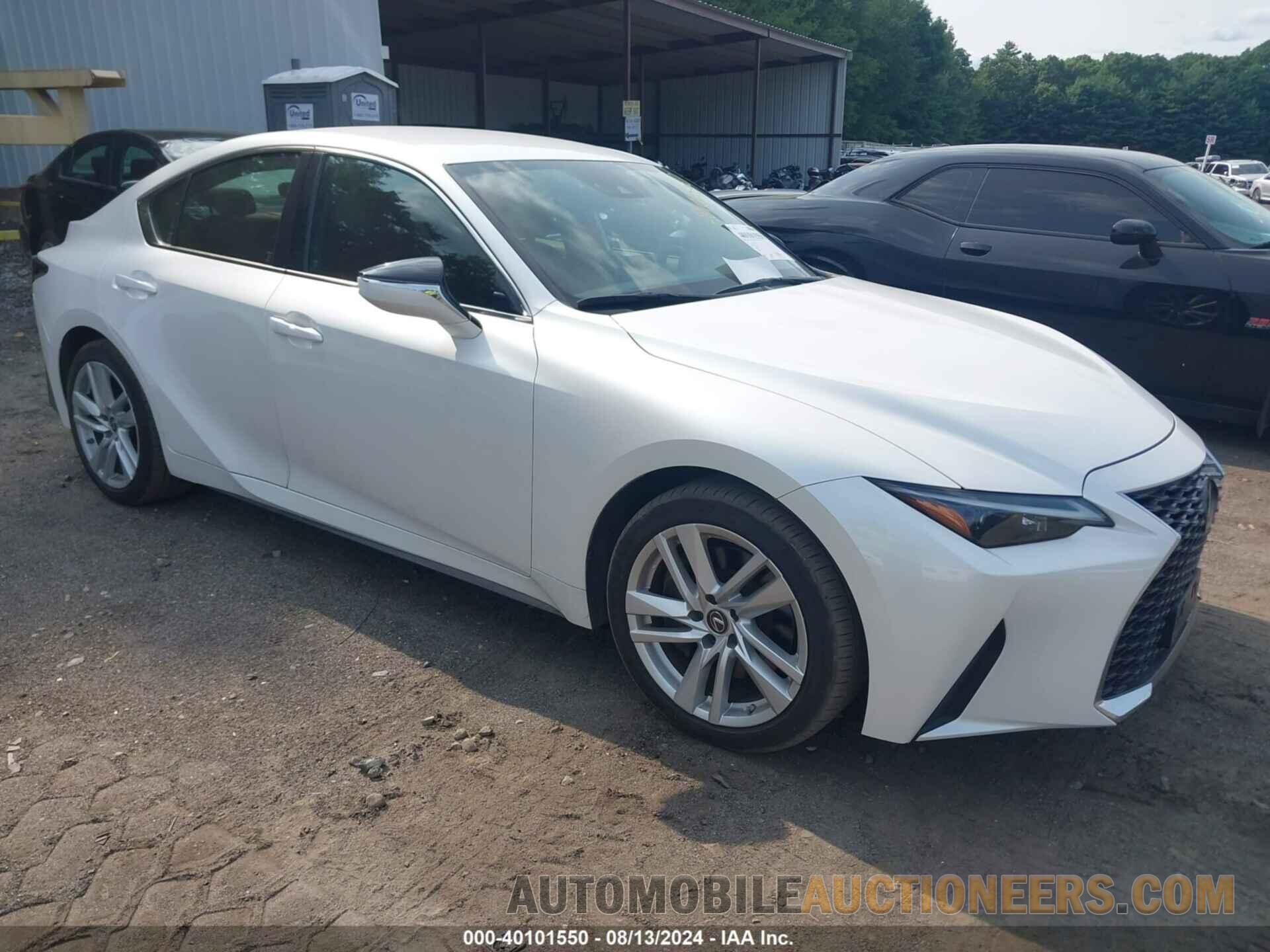 JTHA81F27M5046993 LEXUS IS 2021