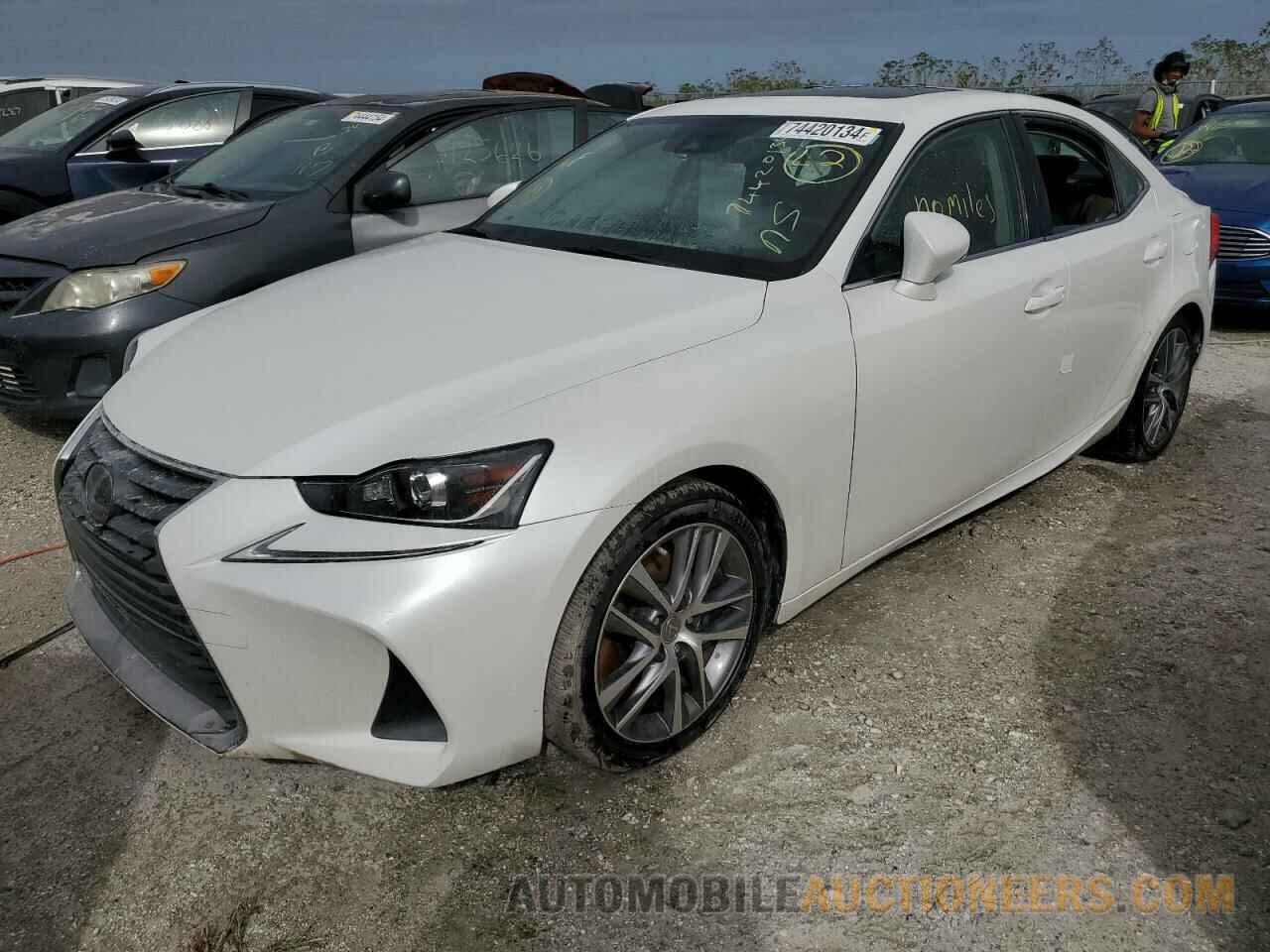 JTHAA1D22L5102330 LEXUS IS 2020