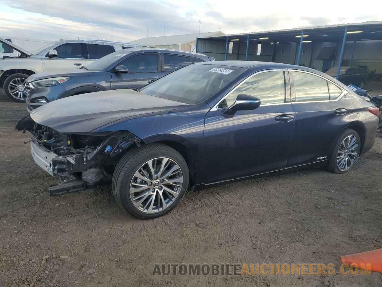 JTHB21B10K2033505 LEXUS ES300 2019