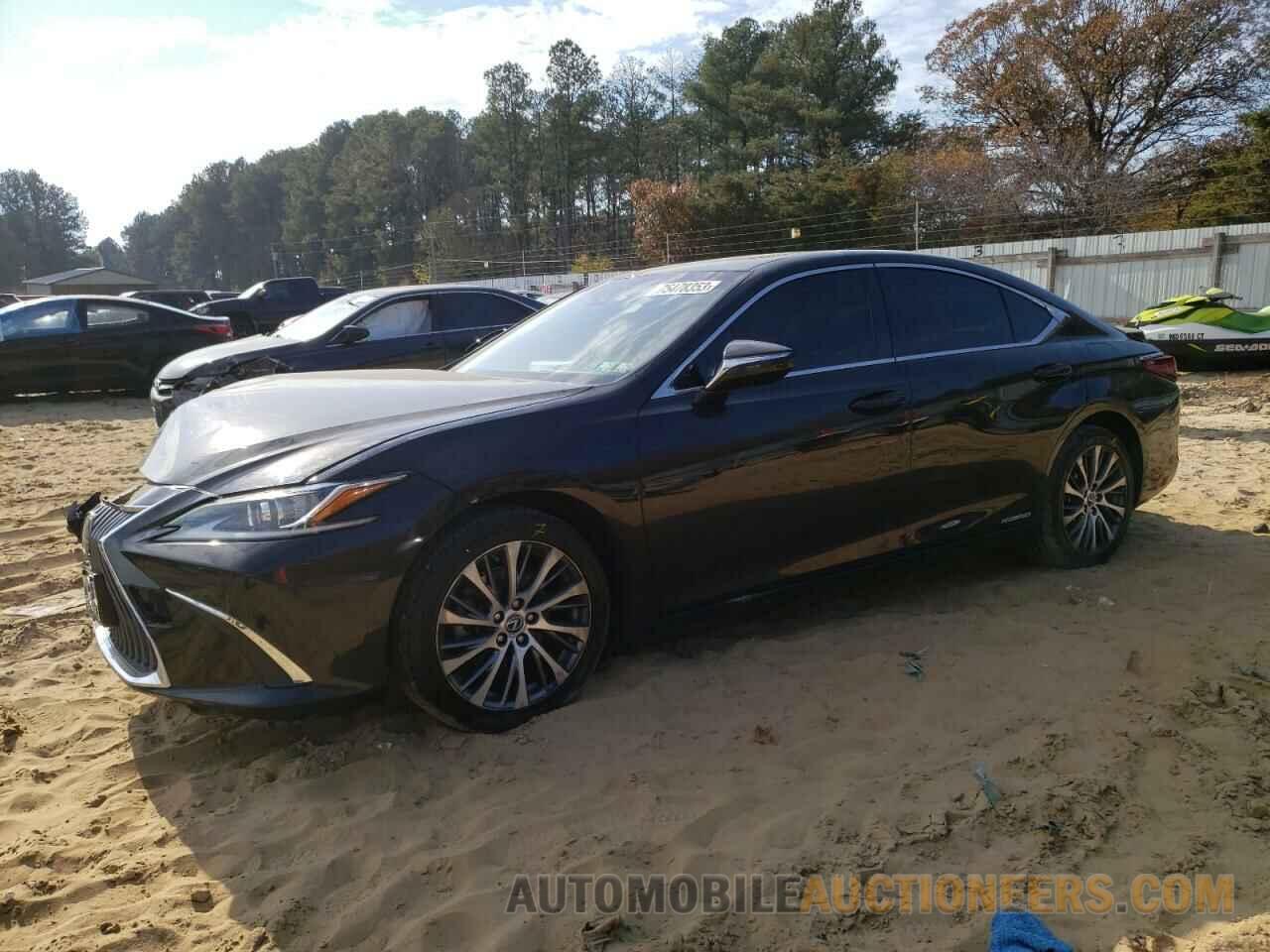 JTHB21B10K2041538 LEXUS ES300 2019