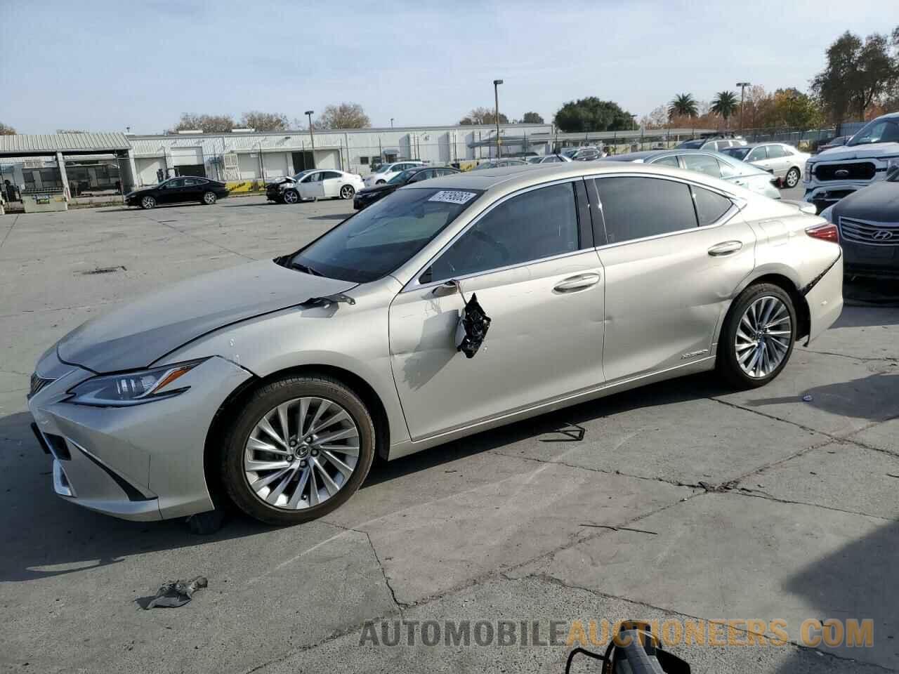 JTHB21B11K2002909 LEXUS ES300 2019