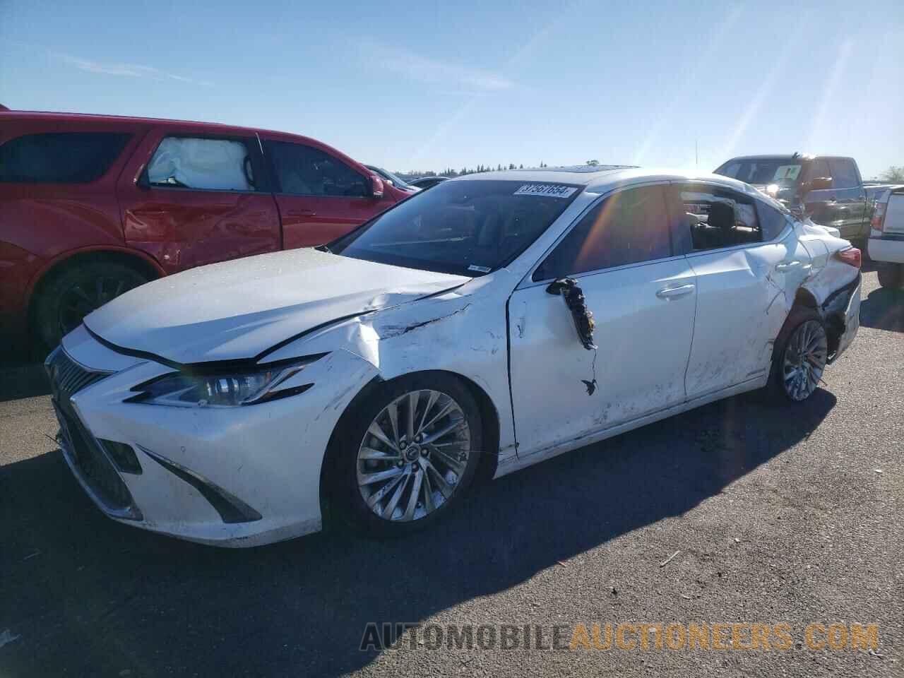 JTHB21B11K2034596 LEXUS ES300 2019