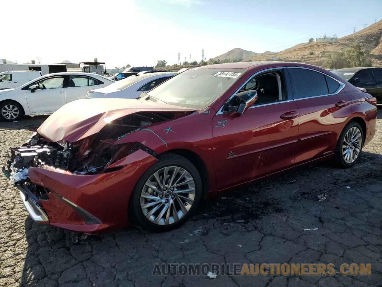 JTHB21B12K2024420 LEXUS ES300 2019