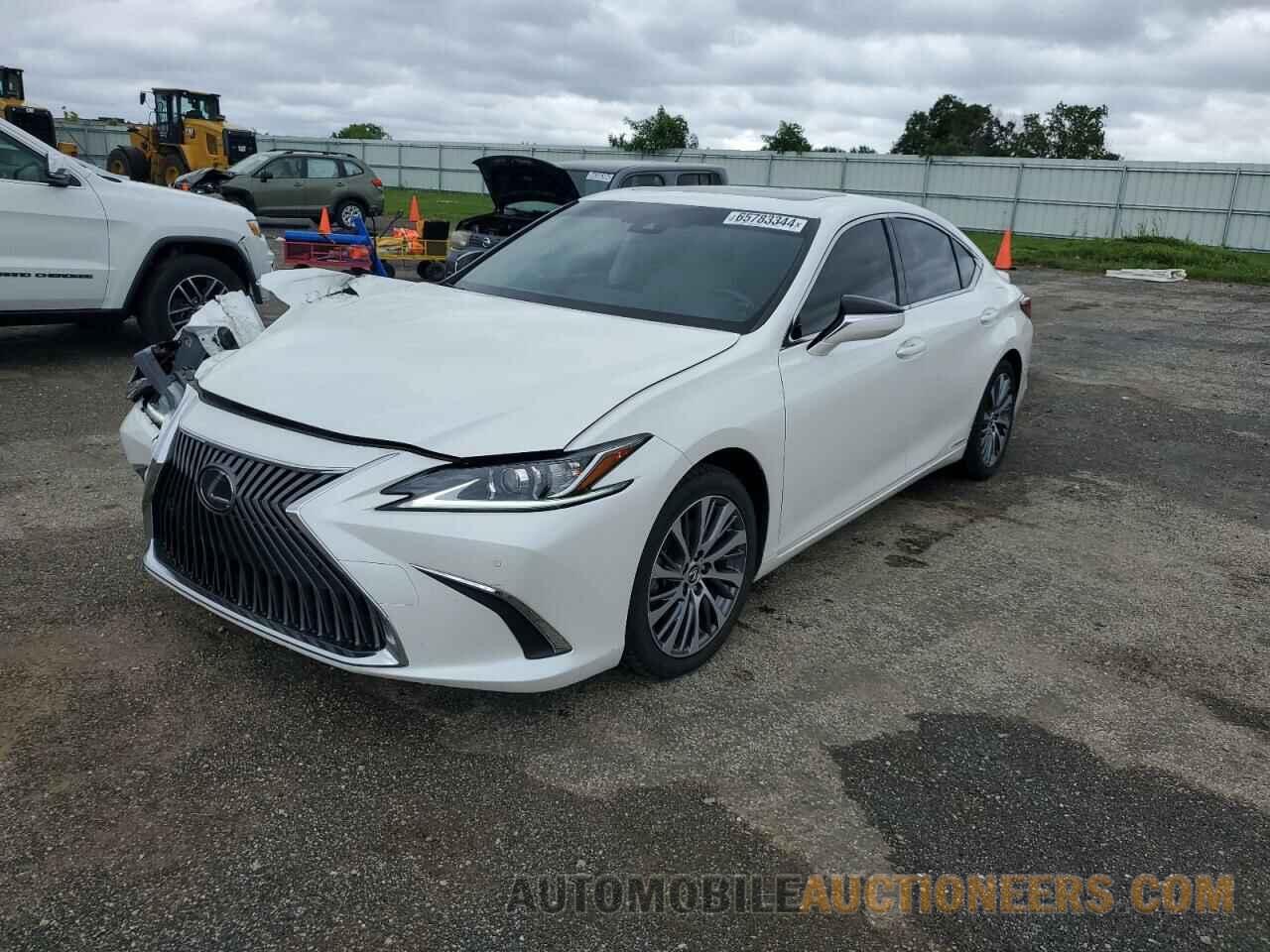 JTHB21B13K2001339 LEXUS ES300 2019