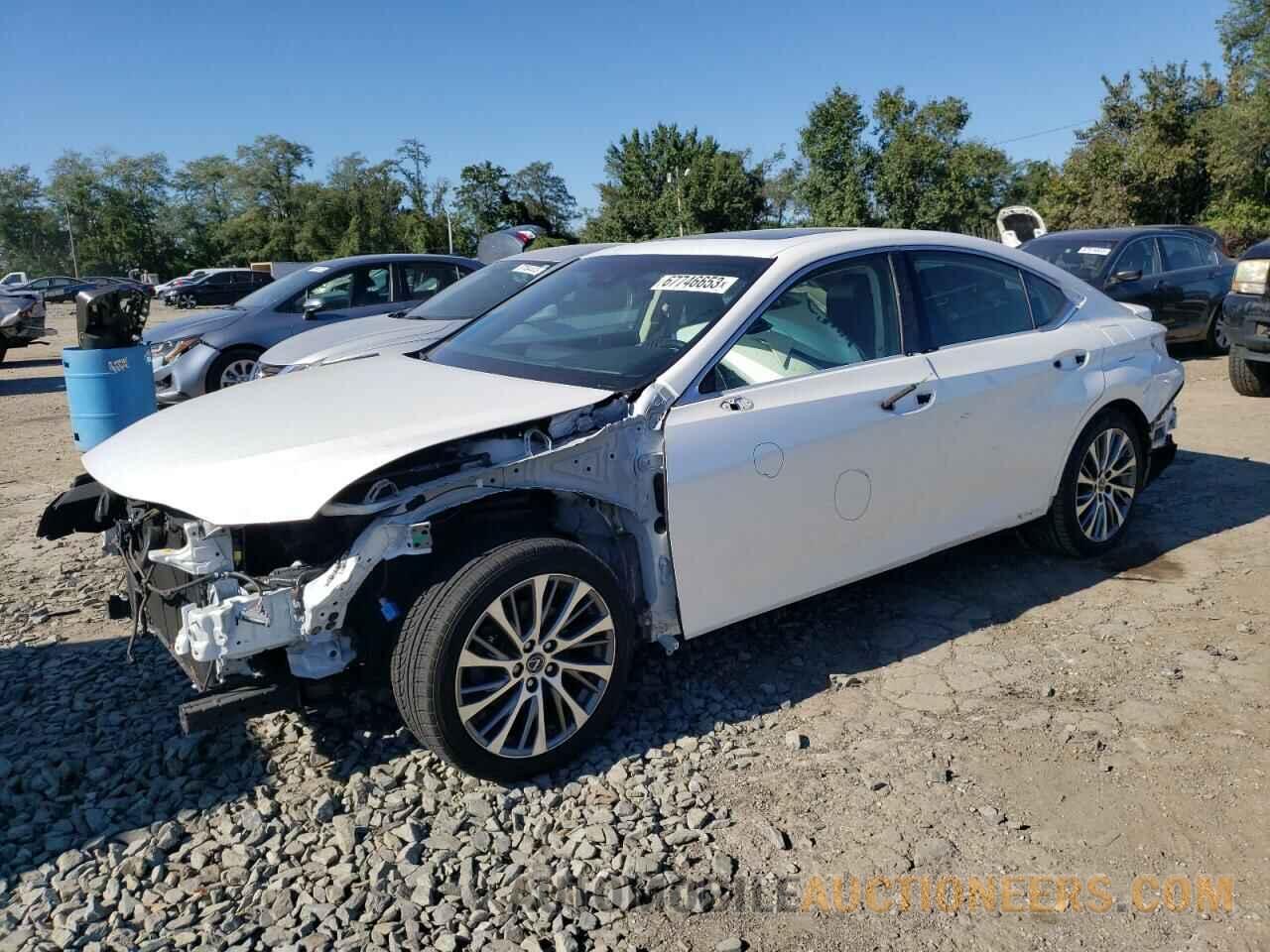 JTHB21B13K2035426 LEXUS ES300 2019