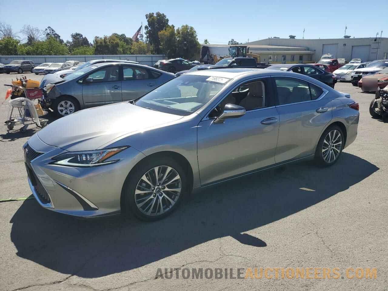 JTHB21B14K2025424 LEXUS ES300 2019