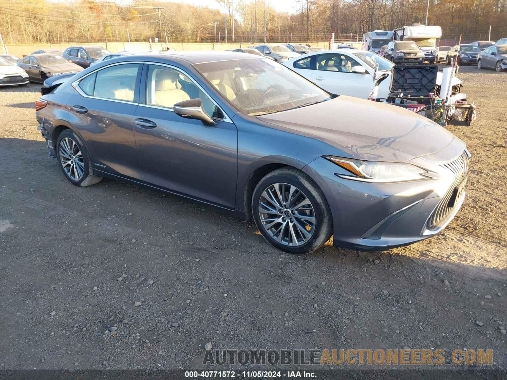 JTHB21B15K2045150 LEXUS ES 300H 2019