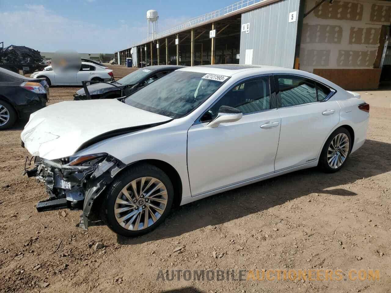 JTHB21B17K2022887 LEXUS ES300 2019