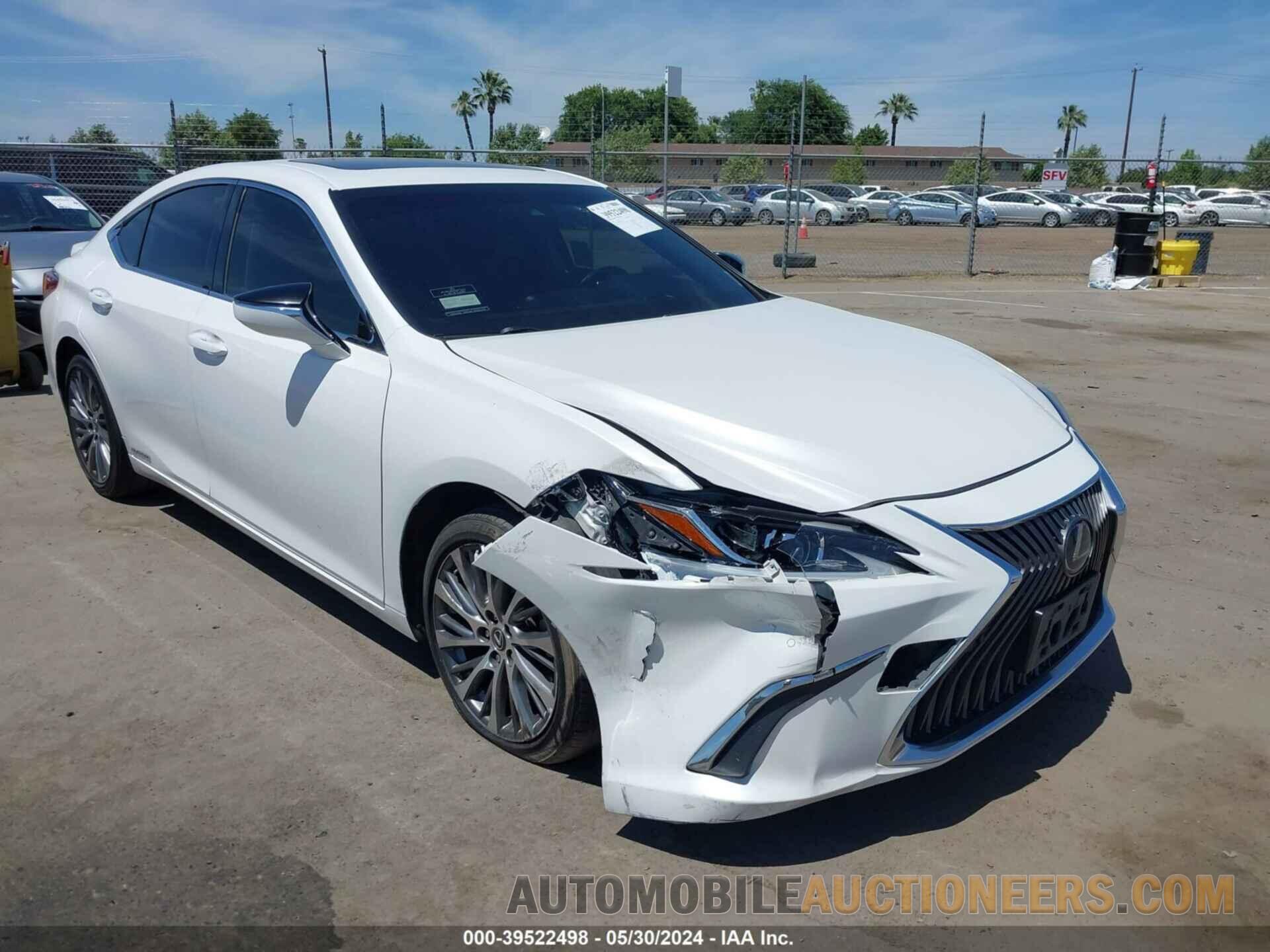 JTHB21B17K2036823 LEXUS ES 300H 2019