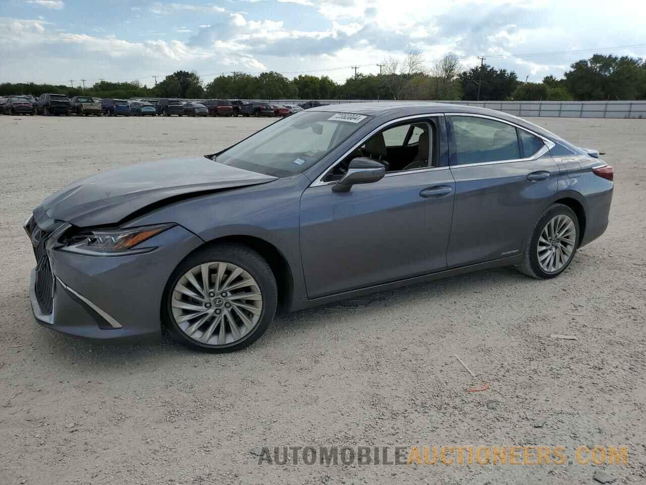 JTHB21B17K2039849 LEXUS ES300 2019