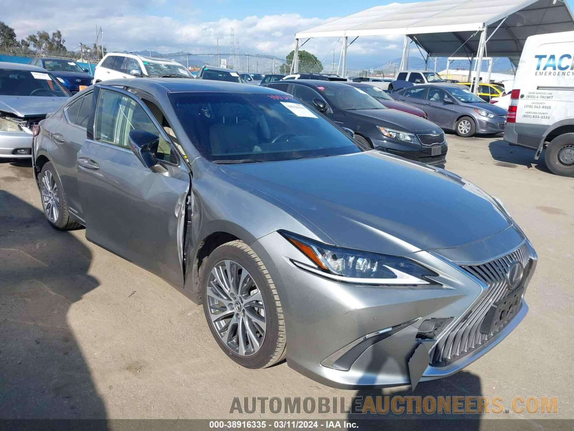 JTHB21B18K2012580 LEXUS ES 300H 2019