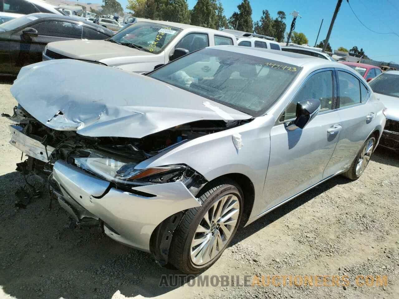 JTHB21B19K2021367 LEXUS ES300 2019