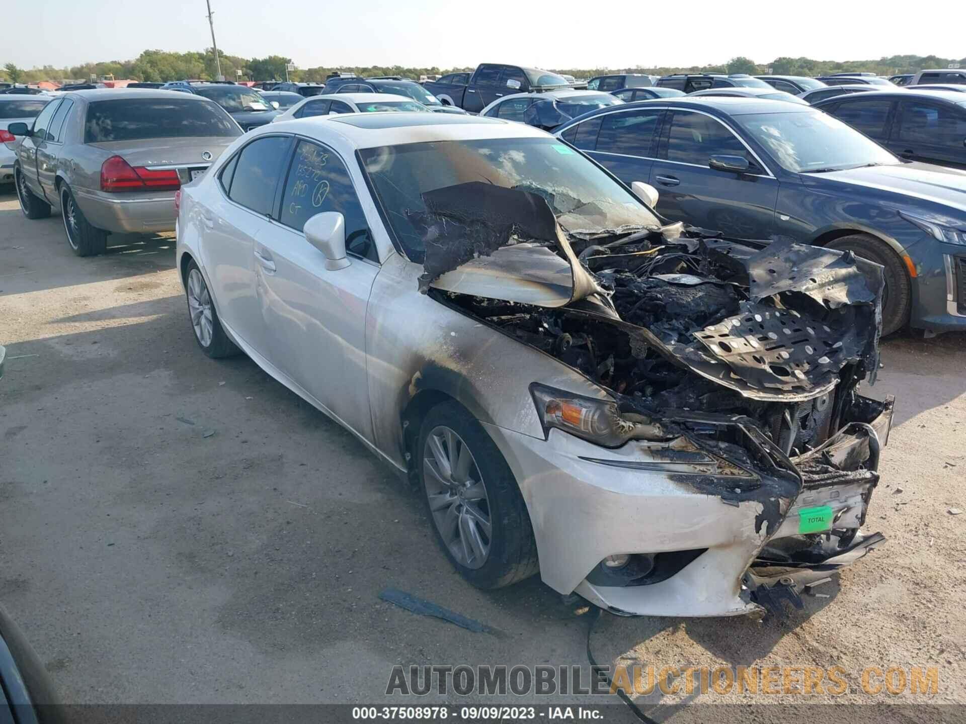 JTHBA1D20G5012300 LEXUS IS 2016