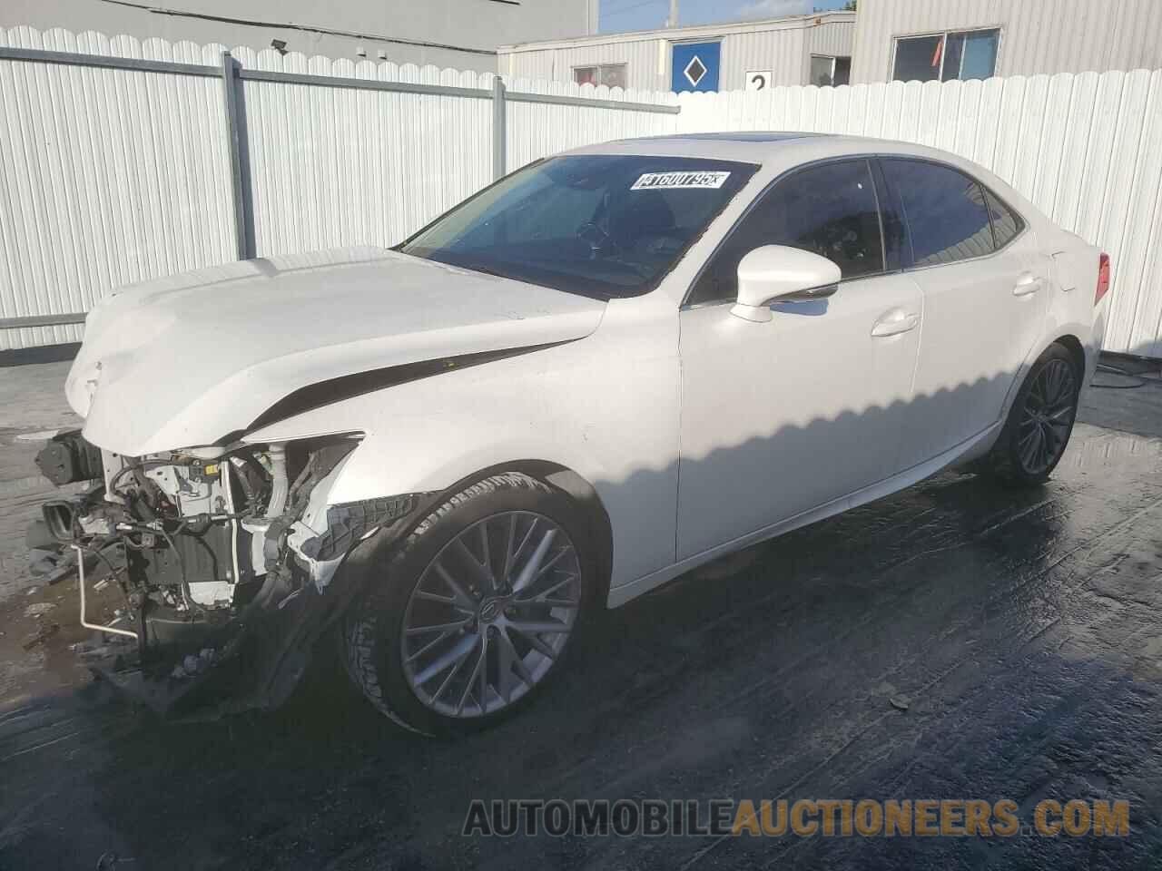 JTHBA1D20H5039773 LEXUS IS 2017