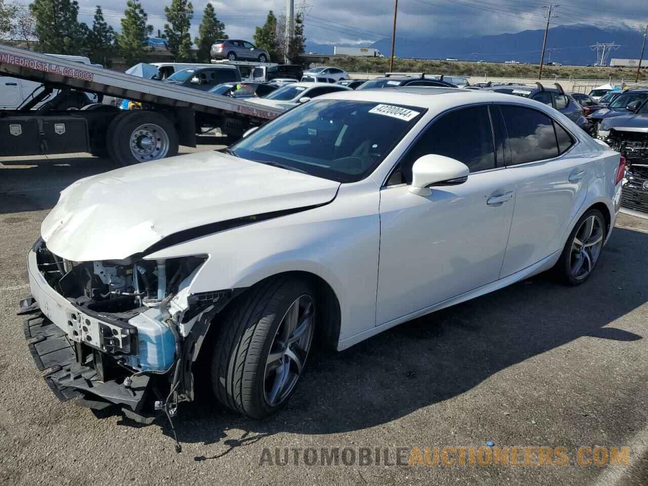 JTHBA1D20H5047078 LEXUS IS 2017