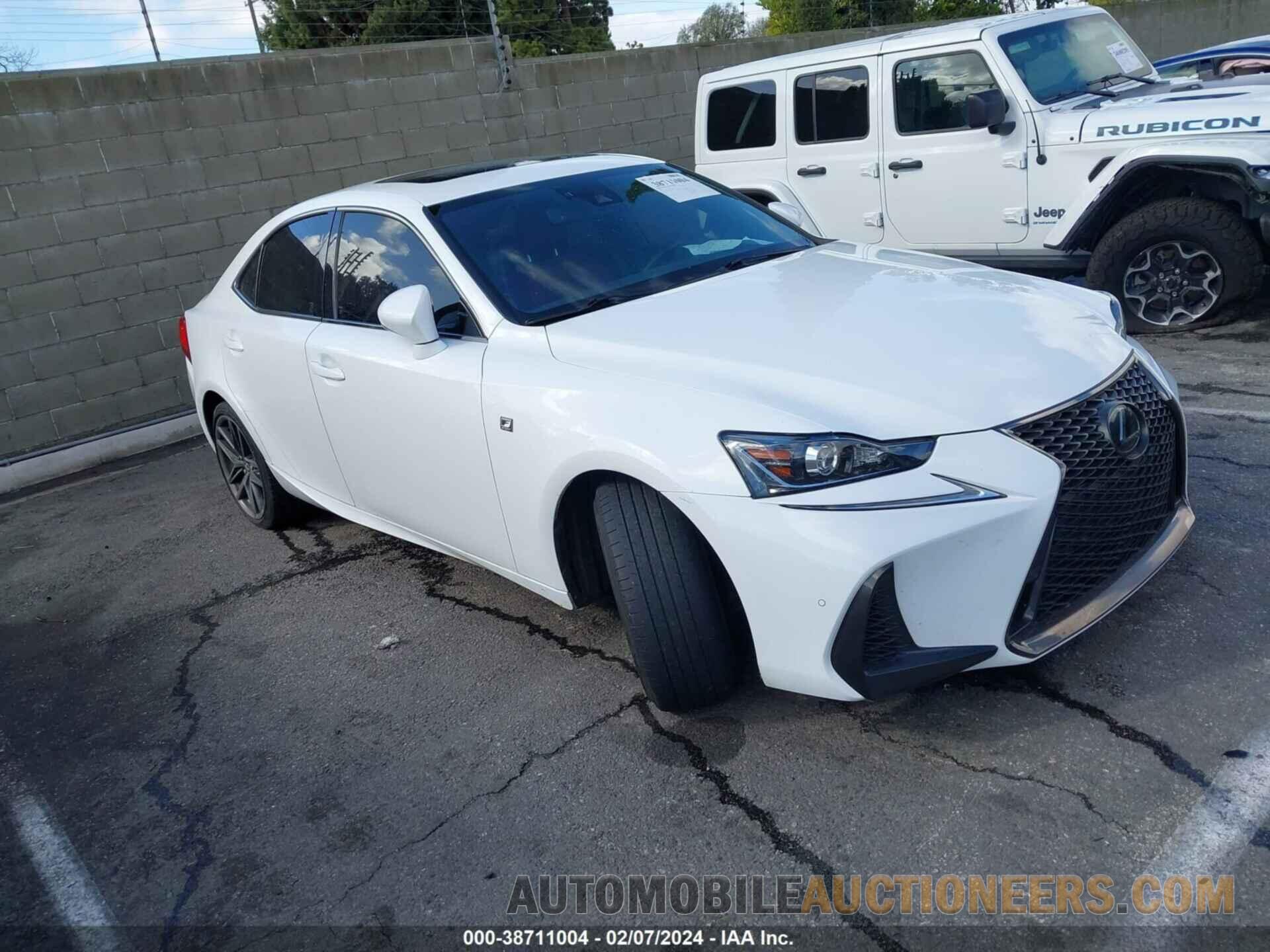 JTHBA1D20J5082497 LEXUS IS 300 2018