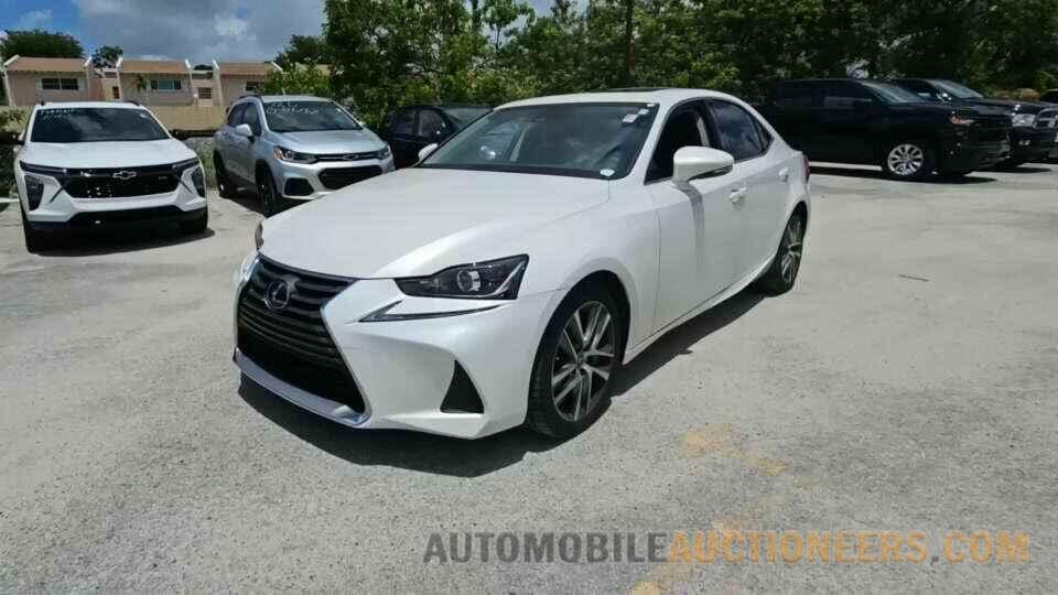 JTHBA1D20K5091198 Lexus IS 2019