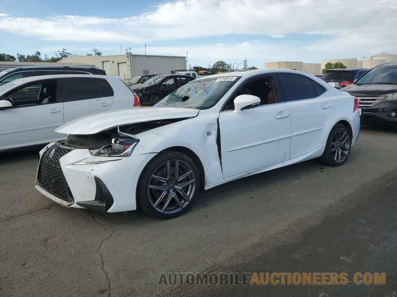 JTHBA1D20K5098698 LEXUS IS 2019