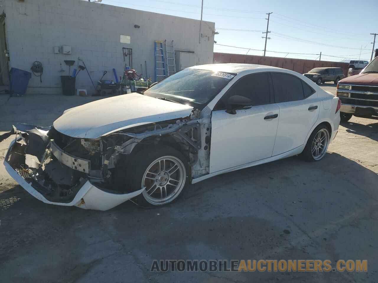 JTHBA1D21G5032359 LEXUS IS 2016