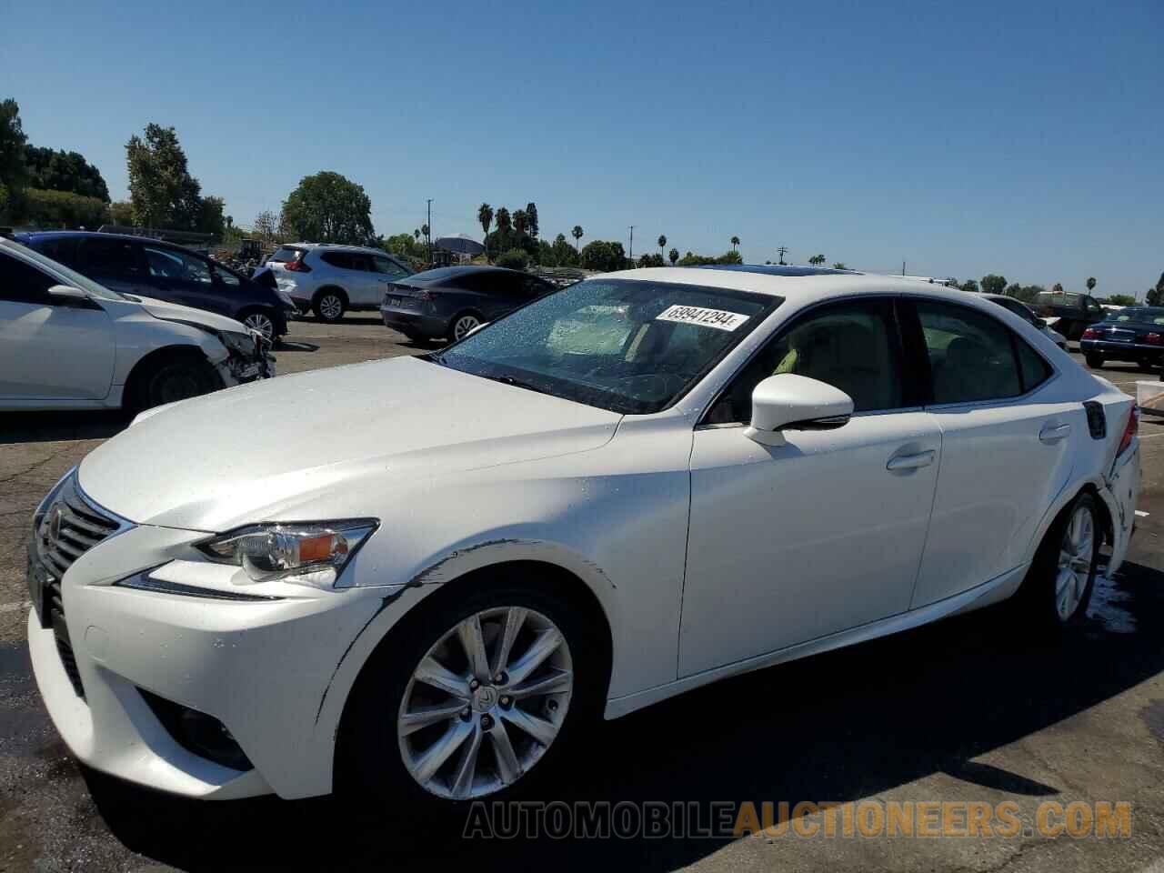 JTHBA1D21G5032992 LEXUS IS 2016