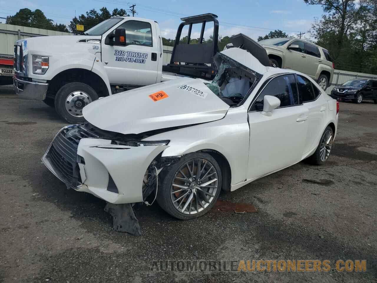 JTHBA1D21H5048546 LEXUS IS 2017