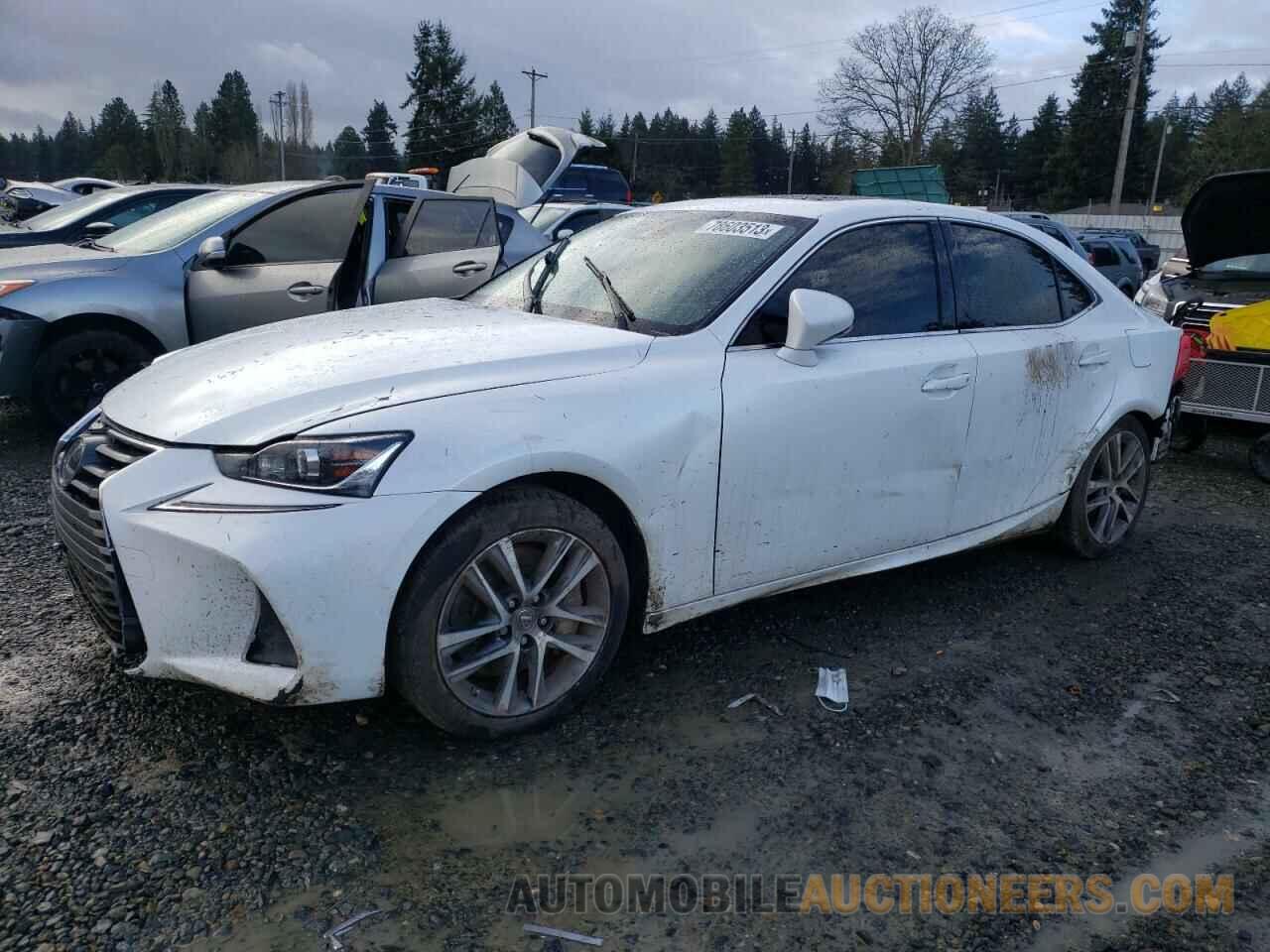 JTHBA1D21J5064154 LEXUS IS 2018