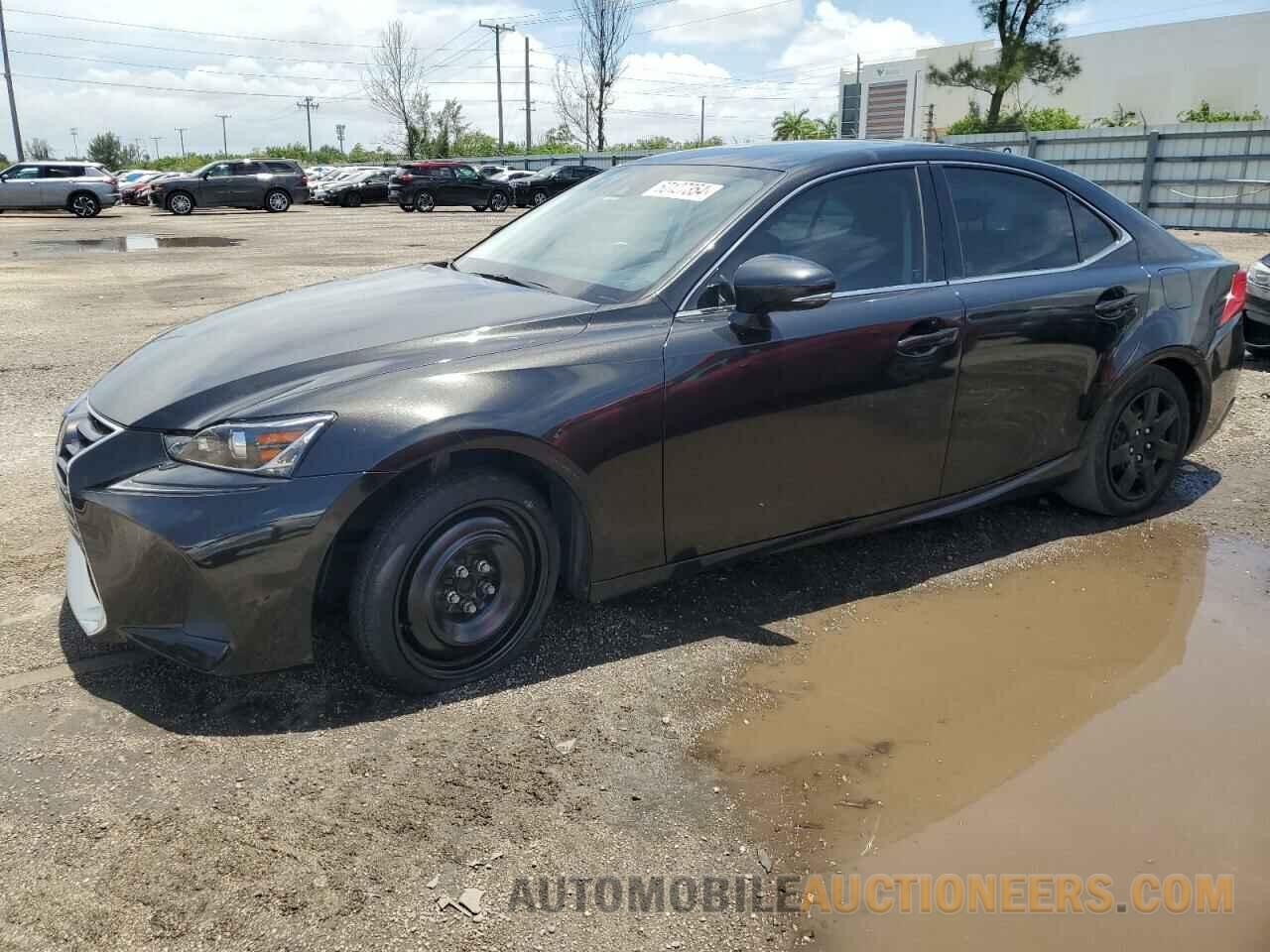 JTHBA1D21J5069032 LEXUS IS 2018