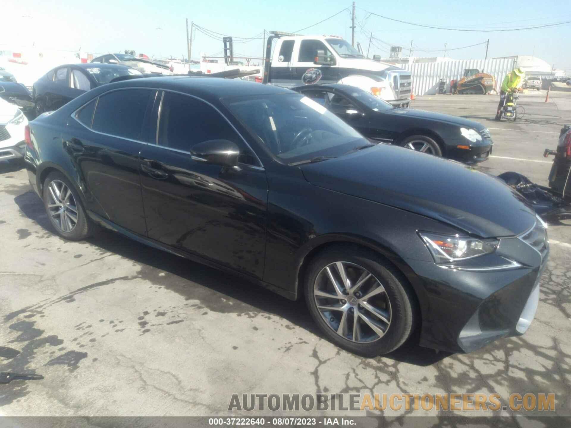 JTHBA1D21J5080709 LEXUS IS 2018