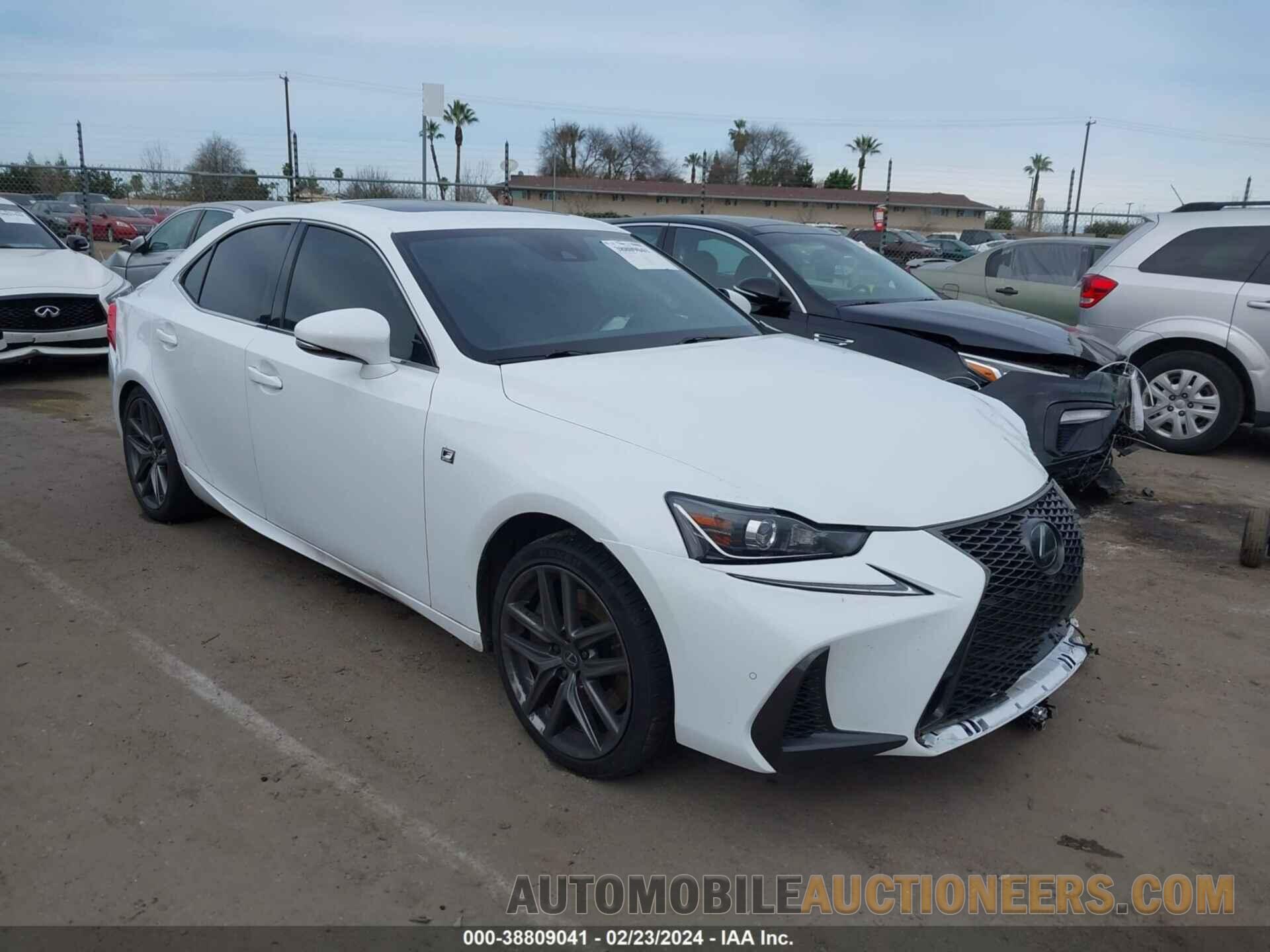 JTHBA1D21K5099052 LEXUS IS 300 2019