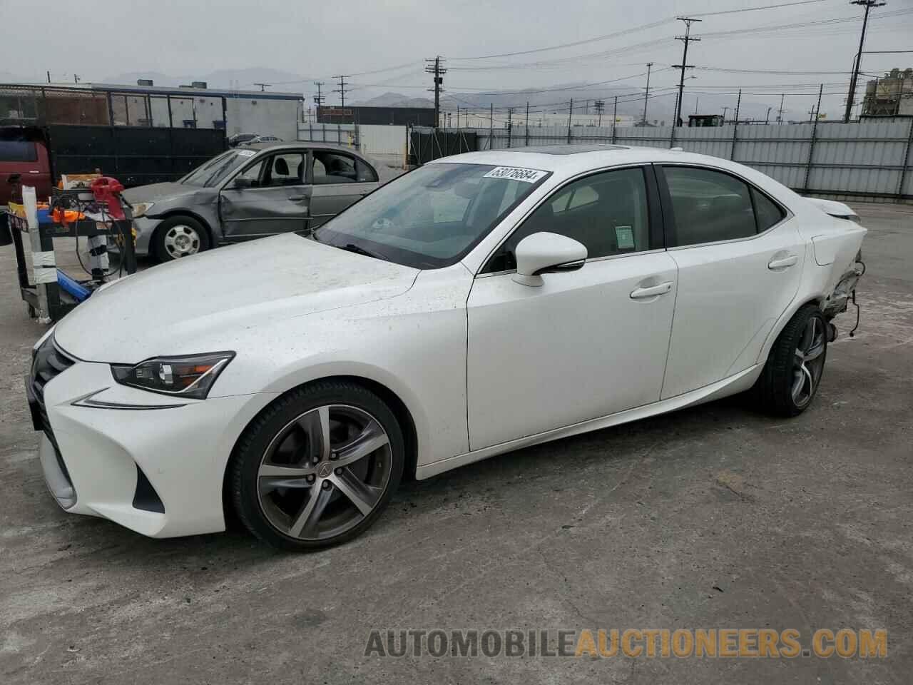 JTHBA1D22H5046062 LEXUS IS 2017