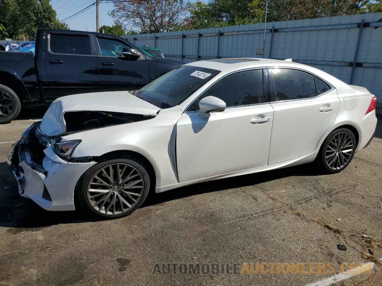 JTHBA1D22H5054131 LEXUS IS 2017