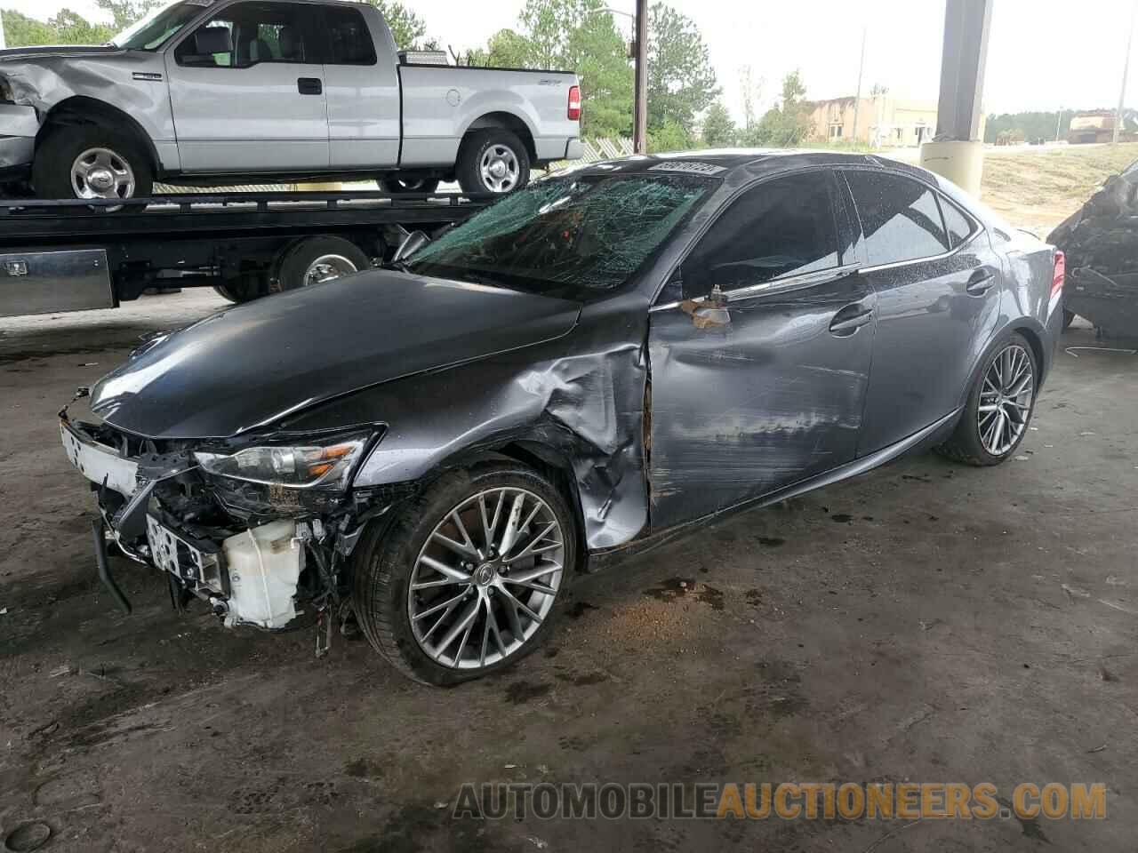 JTHBA1D22H5055487 LEXUS IS 2017