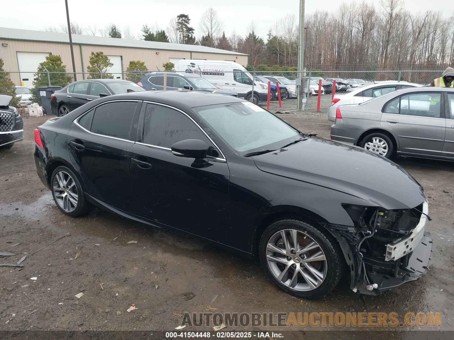 JTHBA1D22J5081786 LEXUS IS 300 2018