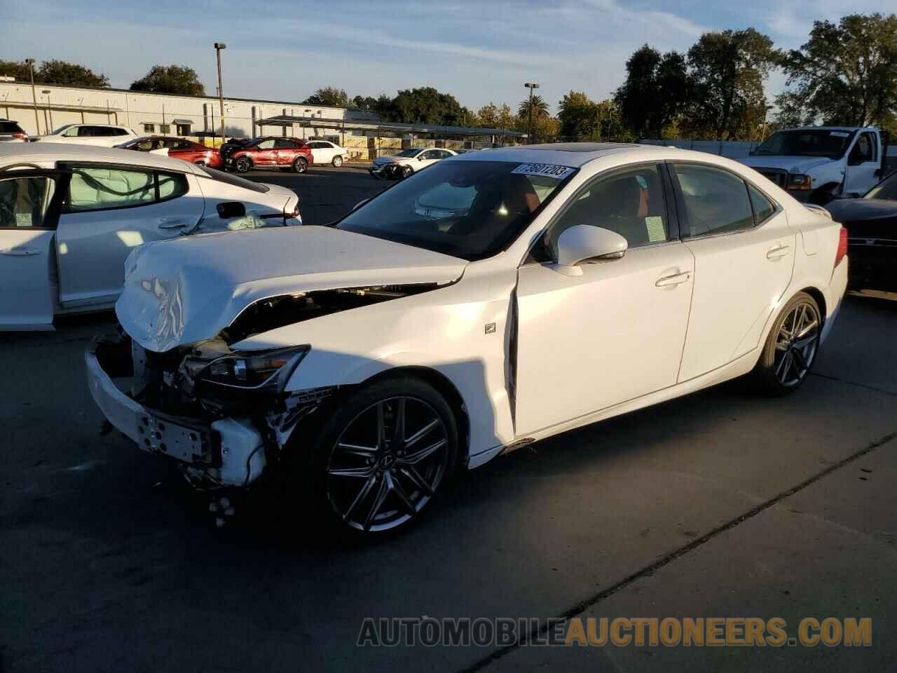 JTHBA1D22J5082324 LEXUS IS 2018