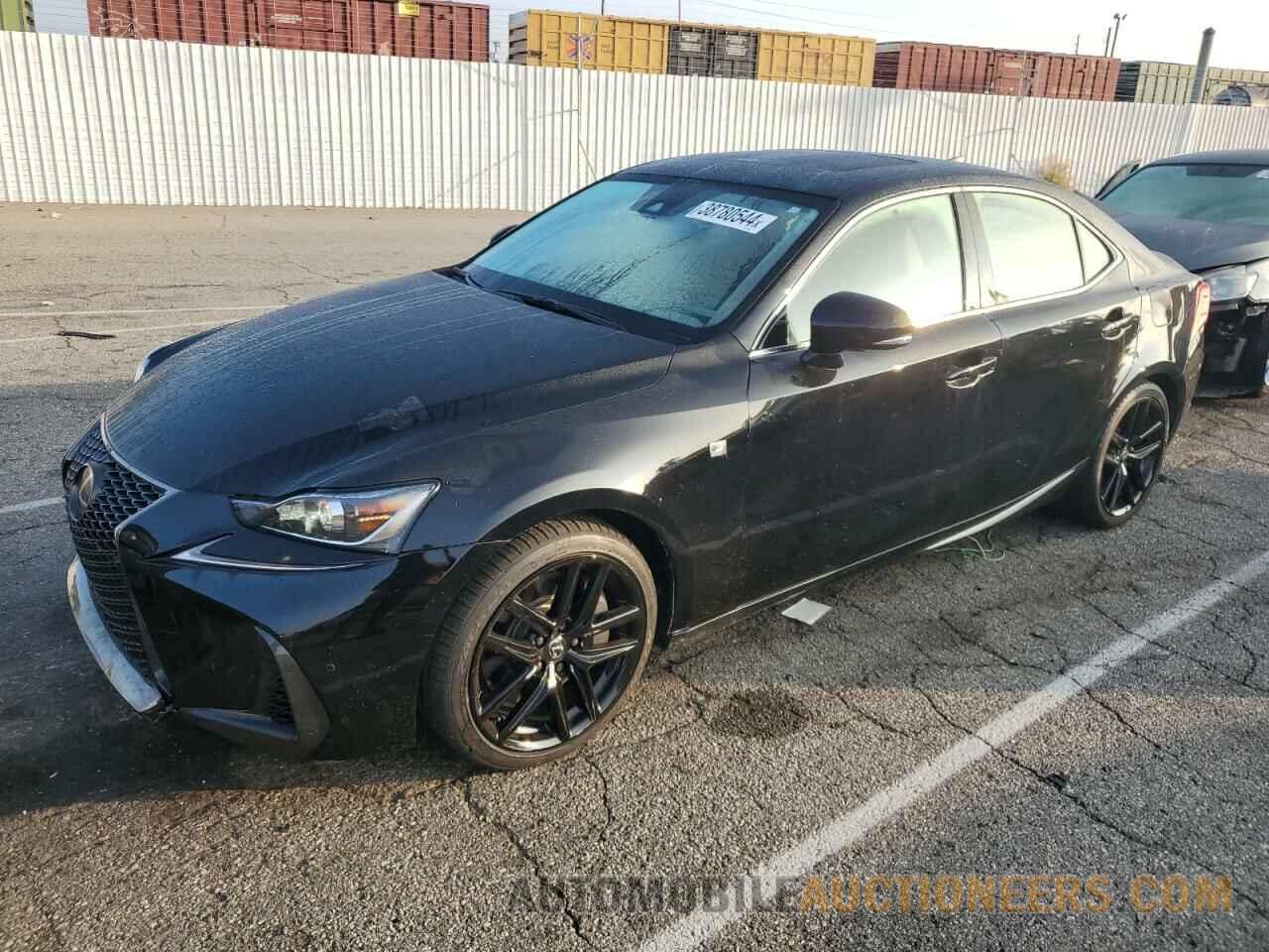 JTHBA1D22K5088013 LEXUS IS 2019