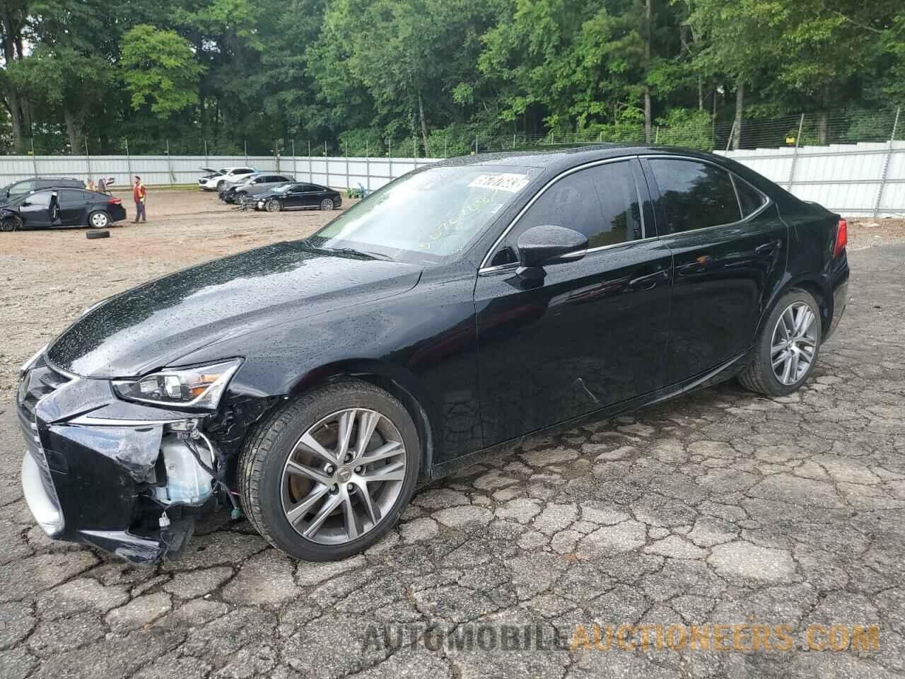 JTHBA1D22K5092756 LEXUS IS 2019