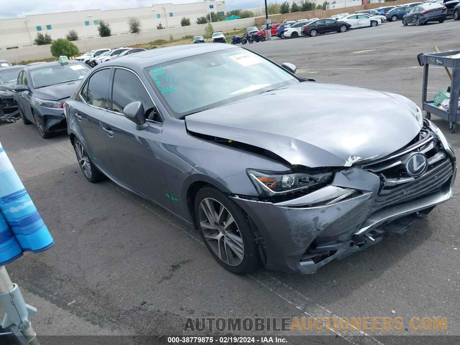 JTHBA1D22K5097908 LEXUS IS 300 2019