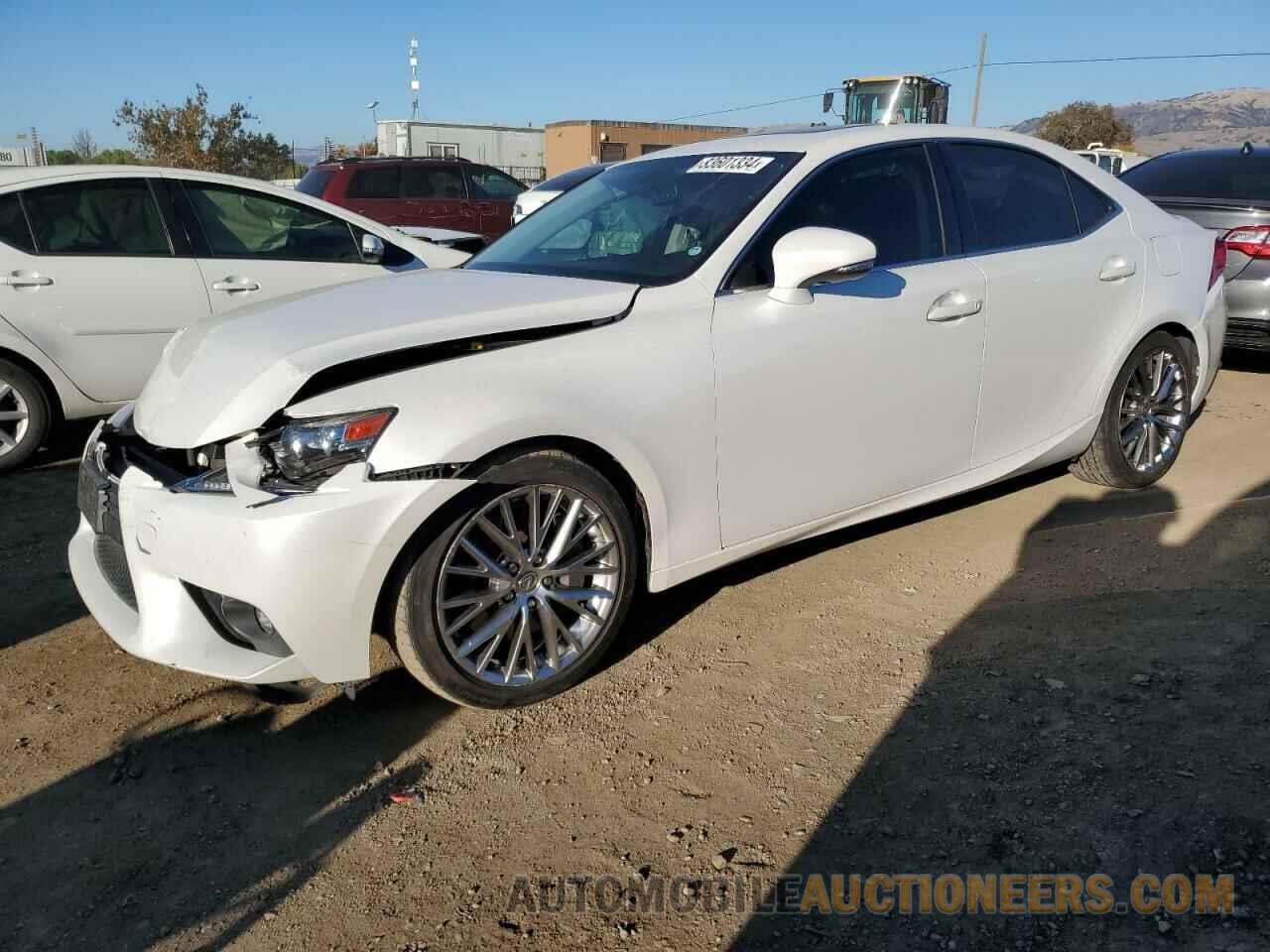 JTHBA1D23G5035294 LEXUS IS 2016