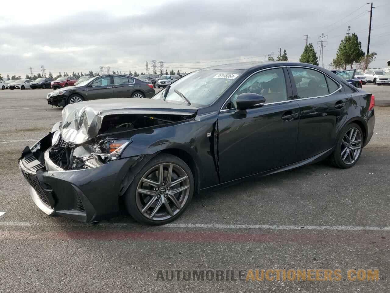 JTHBA1D23J5068433 LEXUS IS 2018