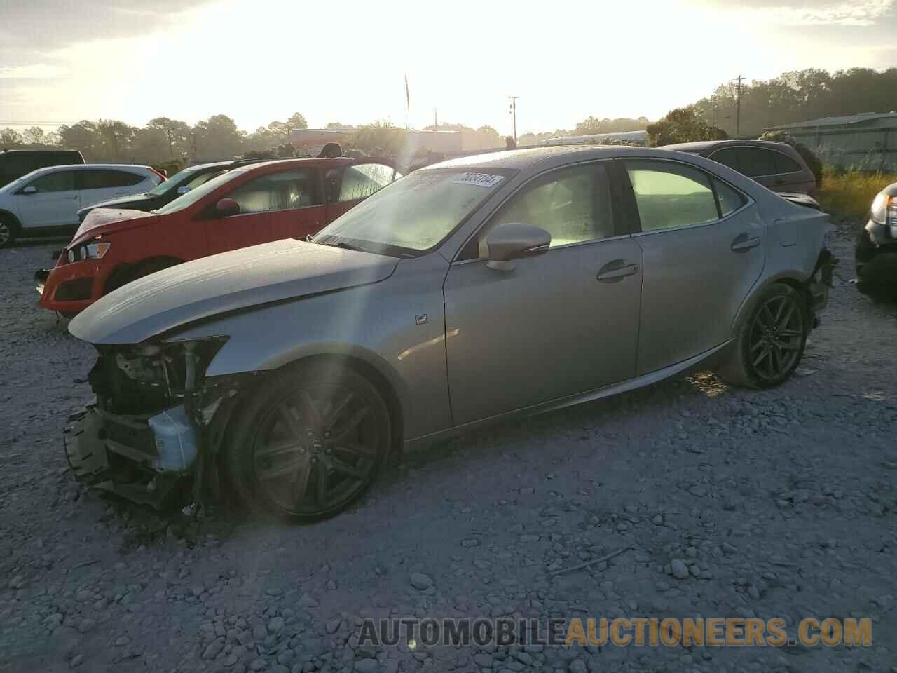 JTHBA1D23J5082719 LEXUS IS 2018