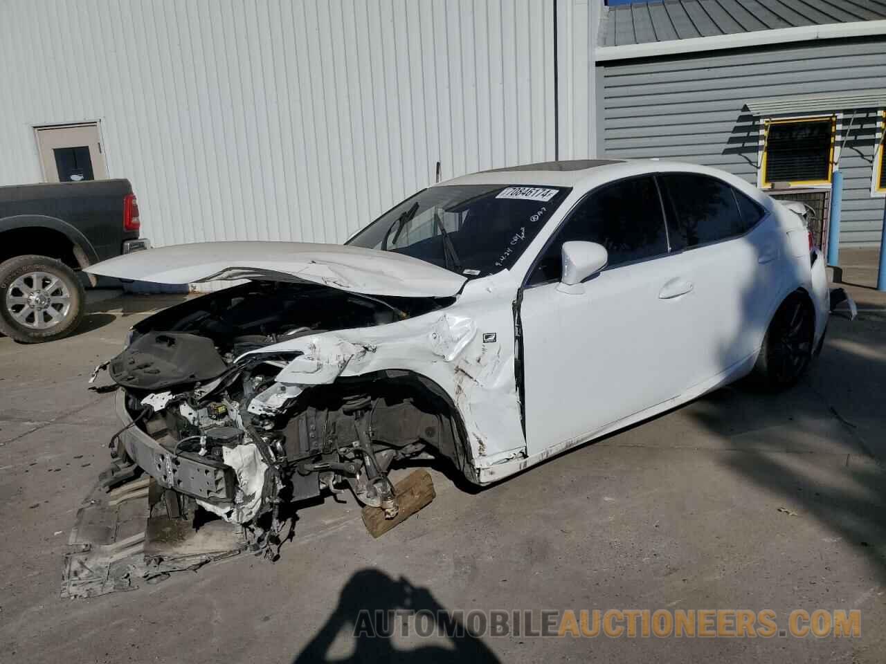 JTHBA1D23K5093107 LEXUS IS 2019