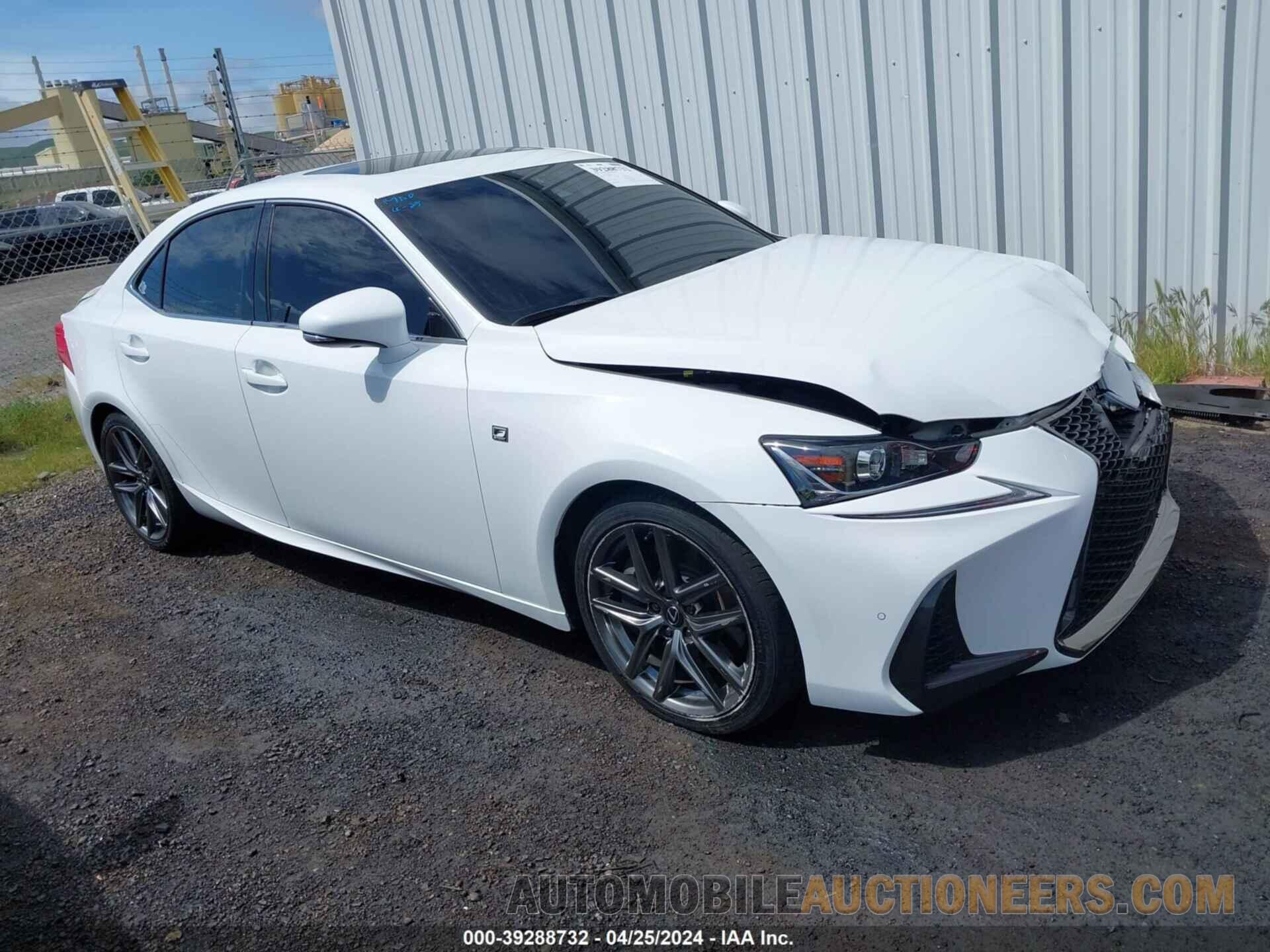 JTHBA1D23K5095486 LEXUS IS 300 2019