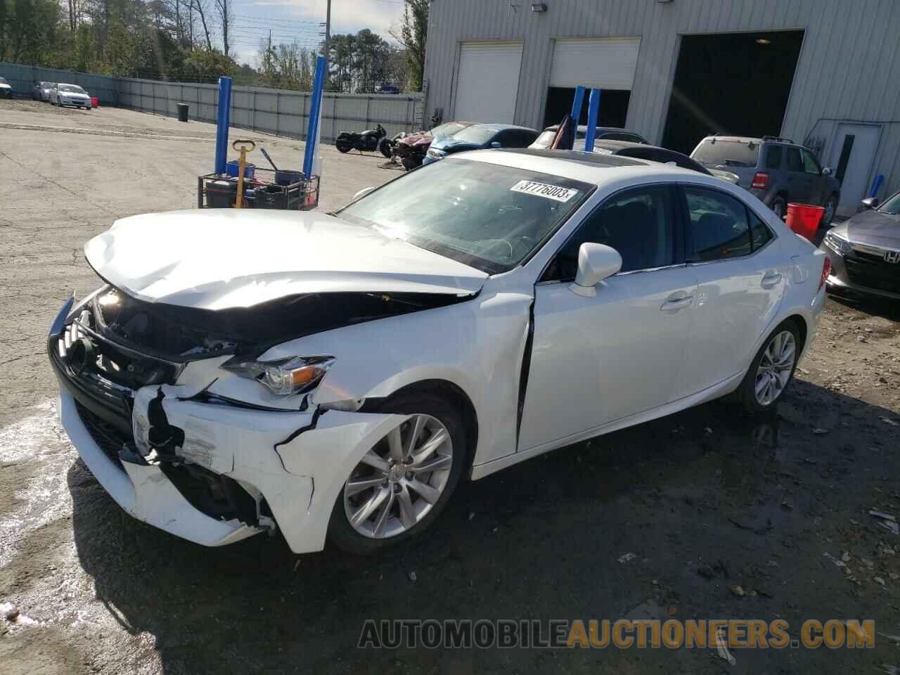 JTHBA1D24G5010467 LEXUS IS 2016