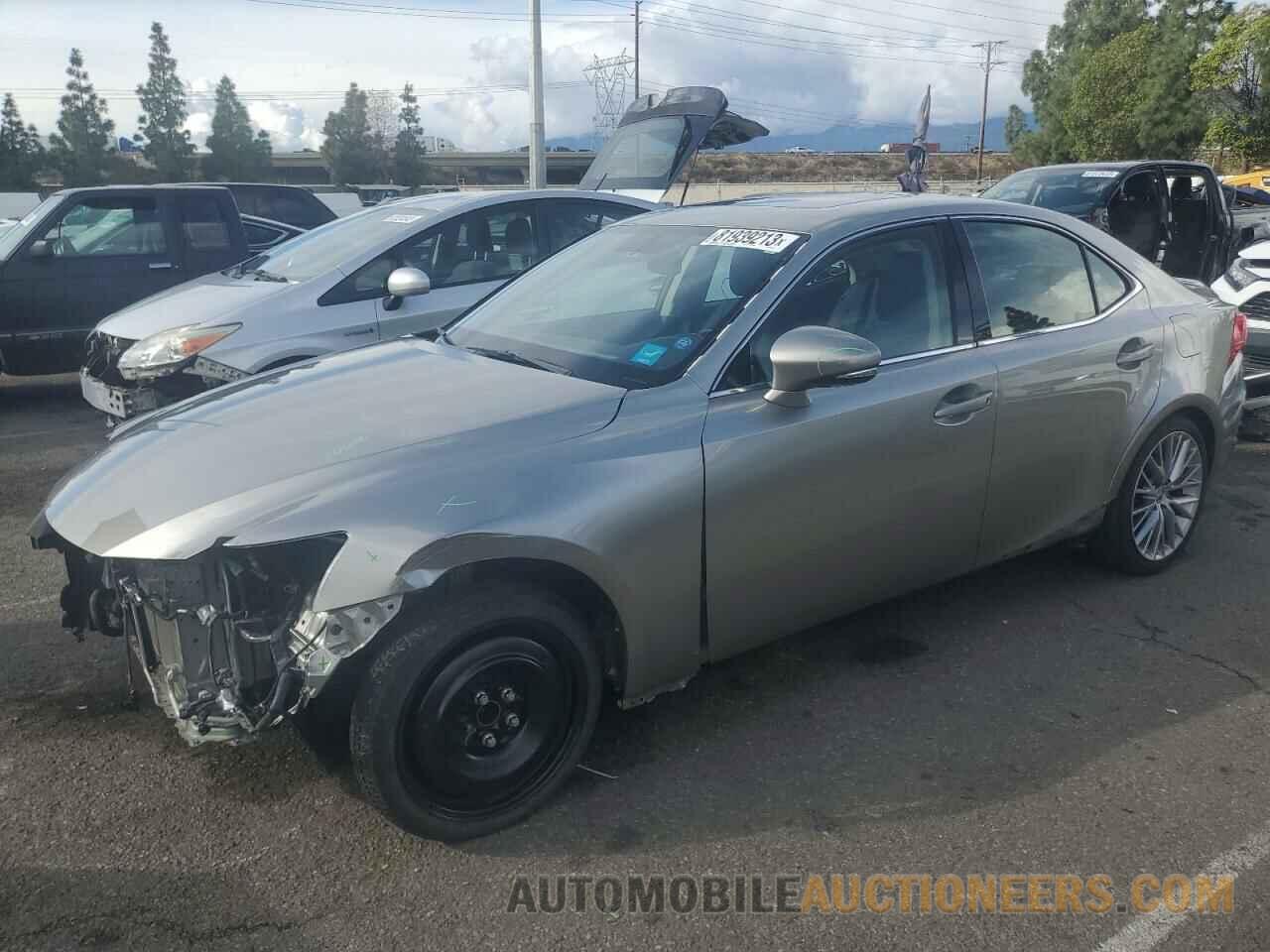 JTHBA1D24G5012073 LEXUS IS 2016