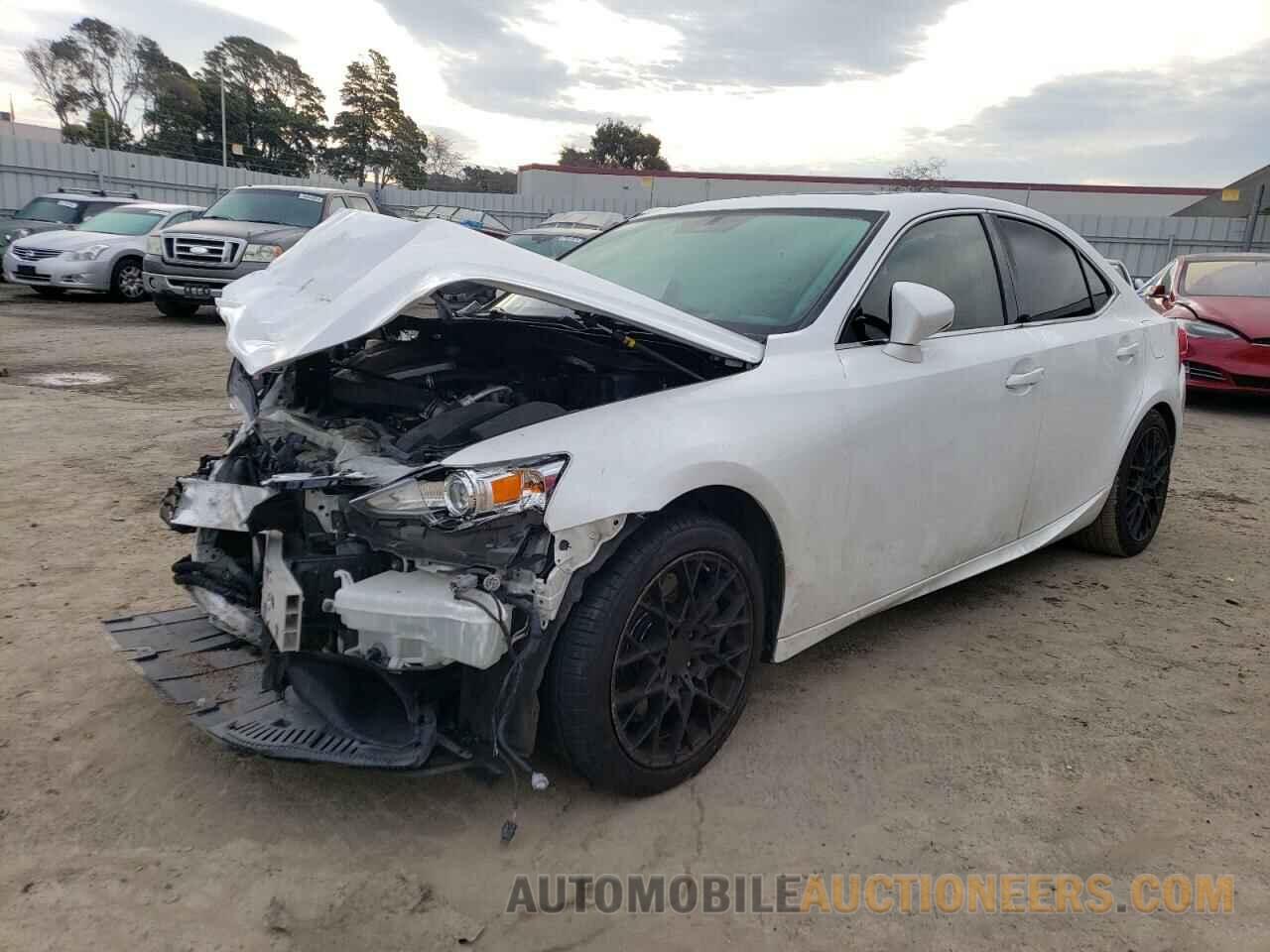 JTHBA1D24G5015846 LEXUS IS 2016