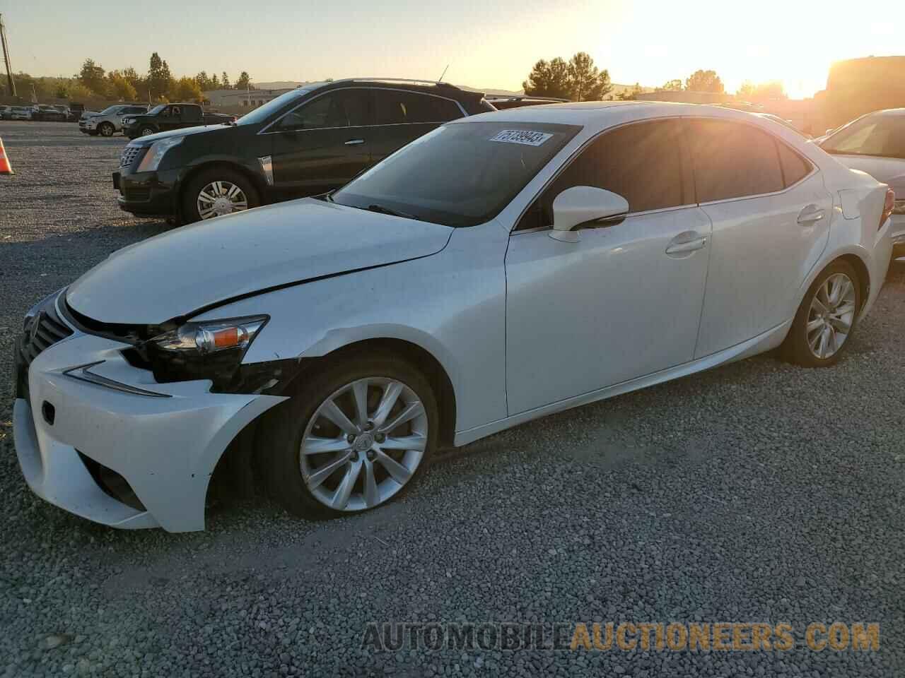 JTHBA1D24G5030394 LEXUS IS 2016