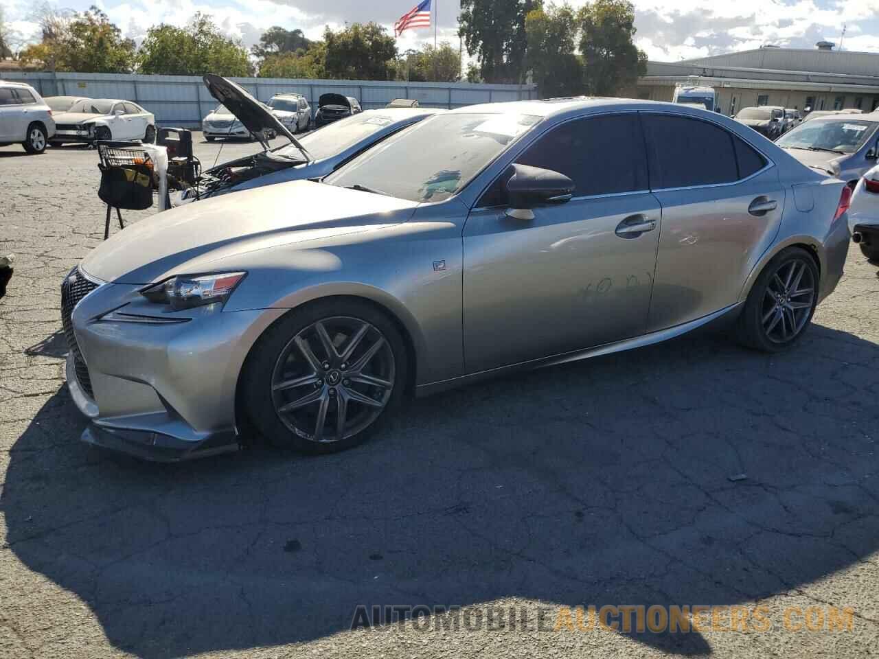 JTHBA1D24G5032243 LEXUS IS 2016